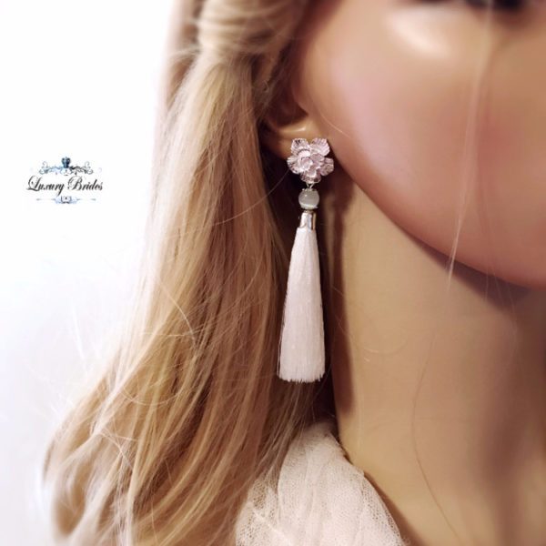 Tassel Earrings White Dream
